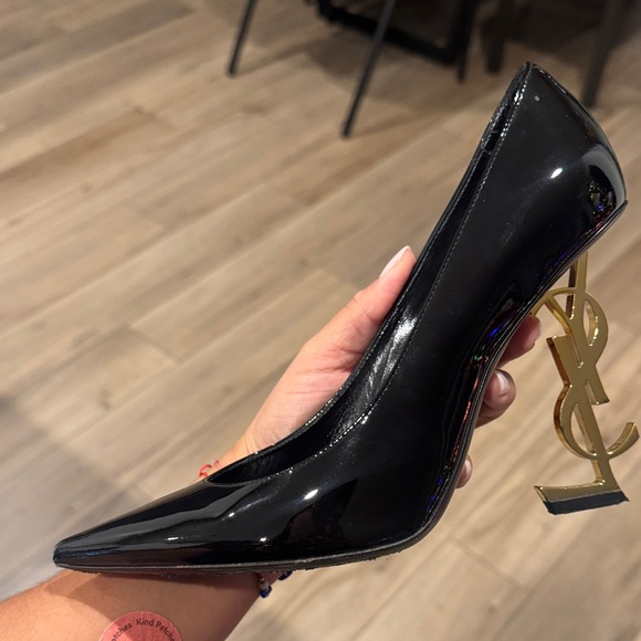 Black Patent Leather Heels with Gold Accent - Picture 4 of 6